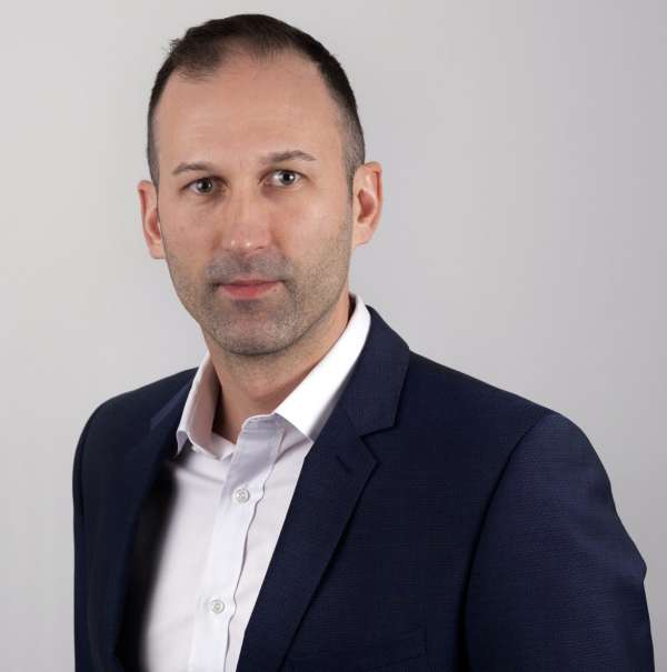 SENNA Dominik Herowitsch